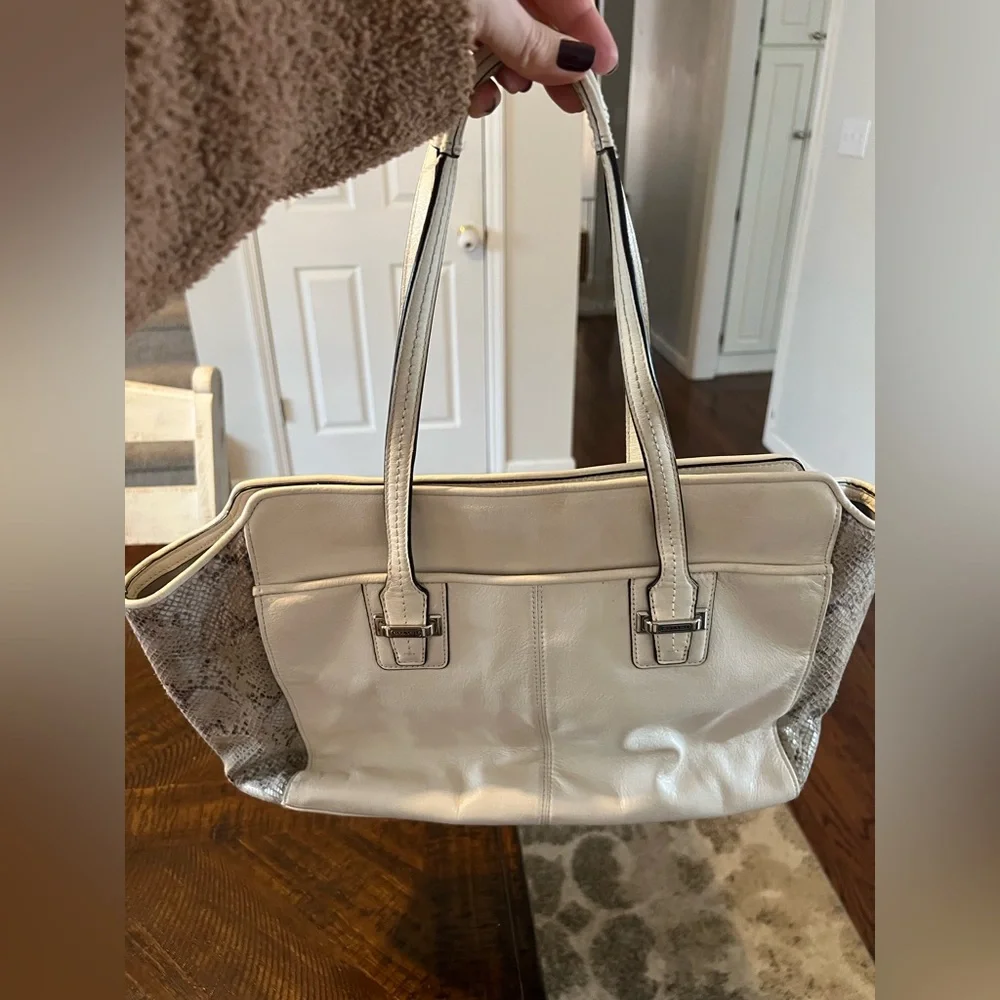 Coach Cream and Gray Tote Bag - Picture 4 of 6